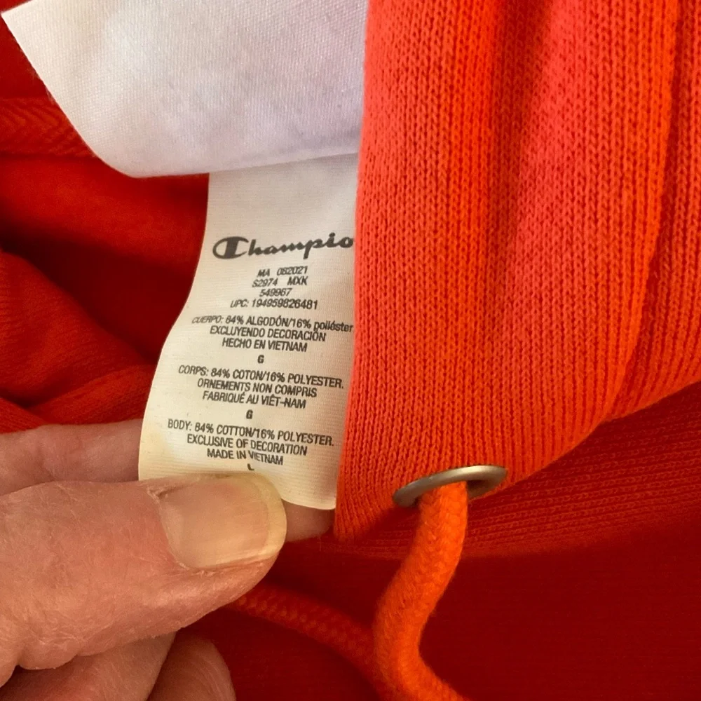 Champion NWT reverse weave hoodie - Picture 6 of 6